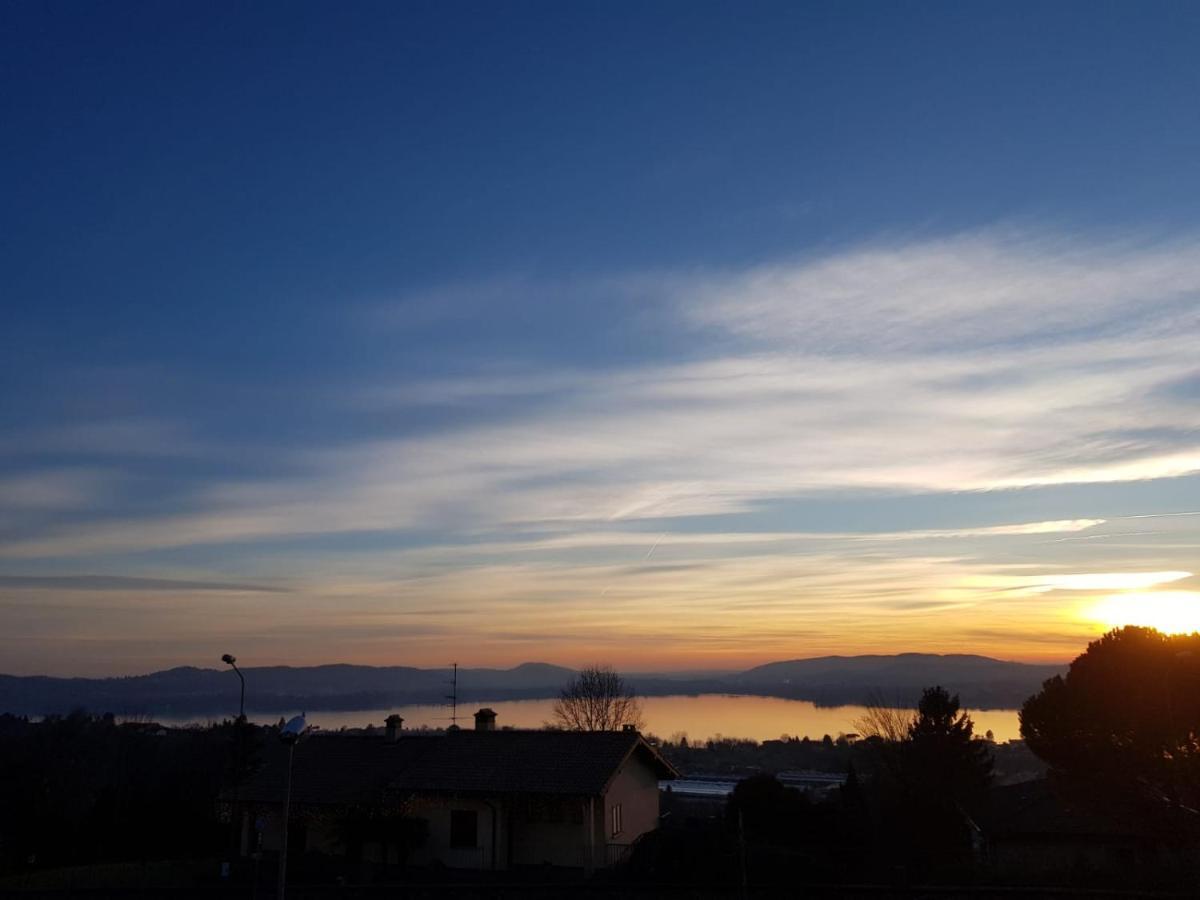 Il Sasso Bianco Bb Apartment Comerio ภายนอก รูปภาพ